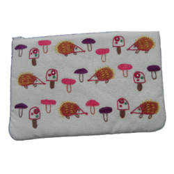 POUCH